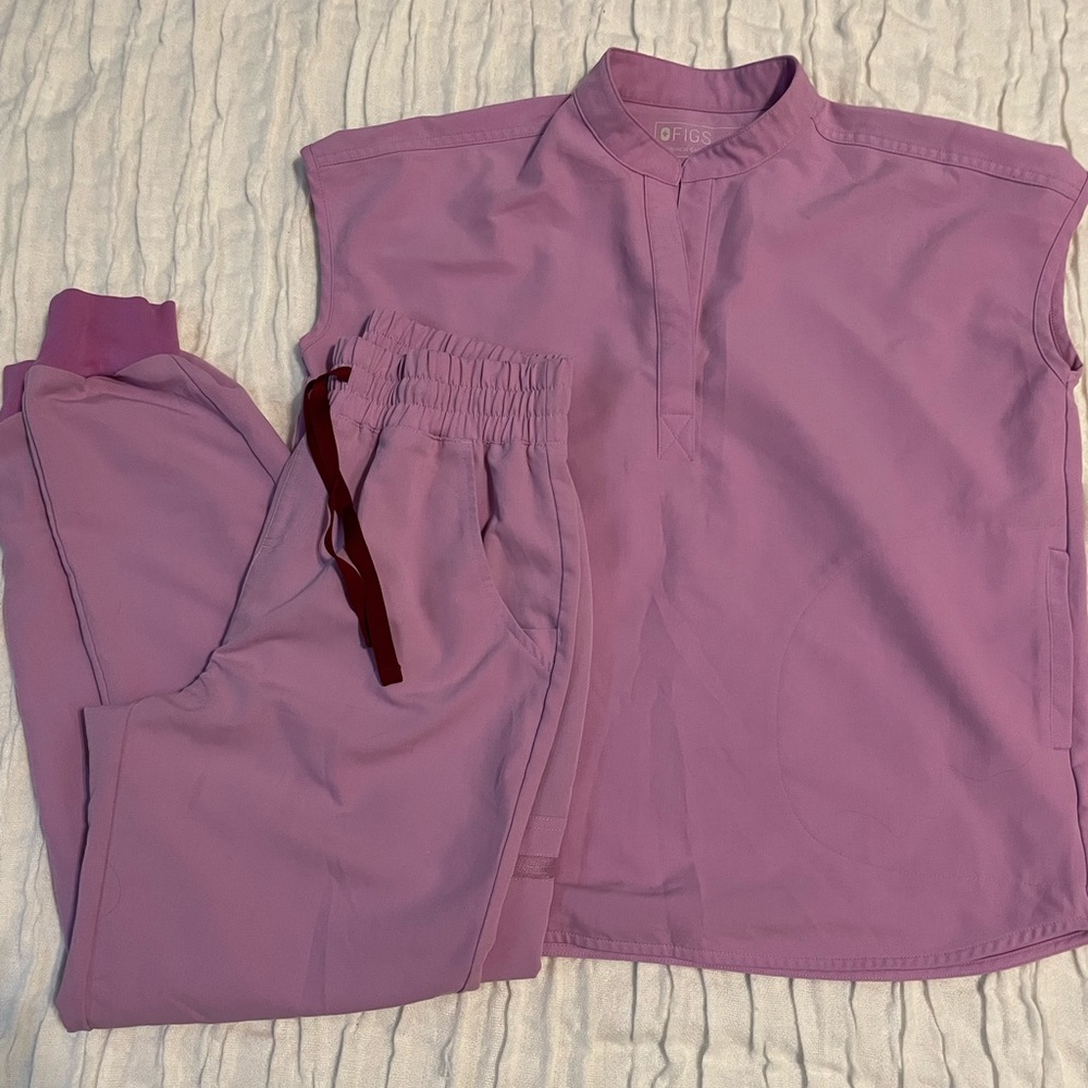 FIGS scrubs